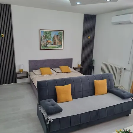 Globus 쿠르셰바츠